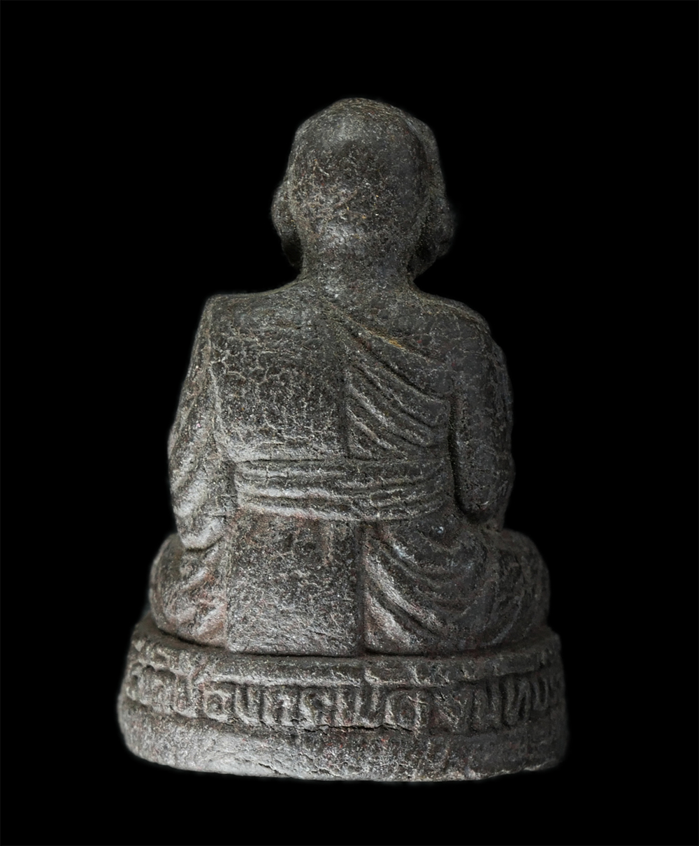 17Aug24 (368)ap.jpg - รูปหล่อเนื้อผงหลวงพ่อสุเนตร กตฺสาโร วัดช่องกะพัด อ.แก่งหางแมว จ.จันทบุรี เนื้อผงพุทธคุณ ผงว่าน พระเก่าสวย มวลสารดี สร้างน้อยหายาก น่าเก็บสะสมบูชา  | https://kamulet.in.th